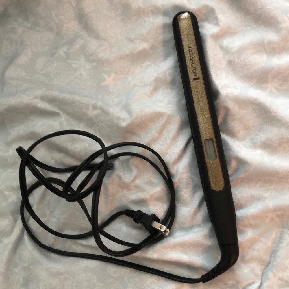 Straightener